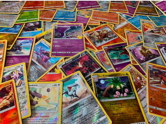 100 Pokemon Karten mit Holos + 1 seltene V/VMAX oder GX ! Deutsch / Original